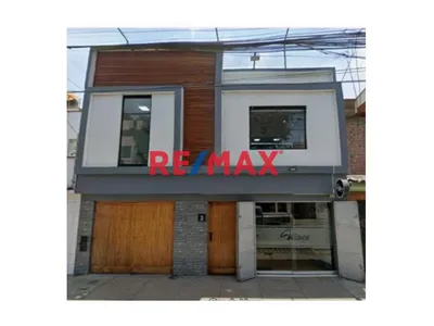 Propiedad Con Gran Potencial Comecial En Matellini Chorrillos