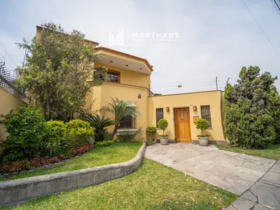 Venta de Casa en La Molina - Lima 5 Dormitorios