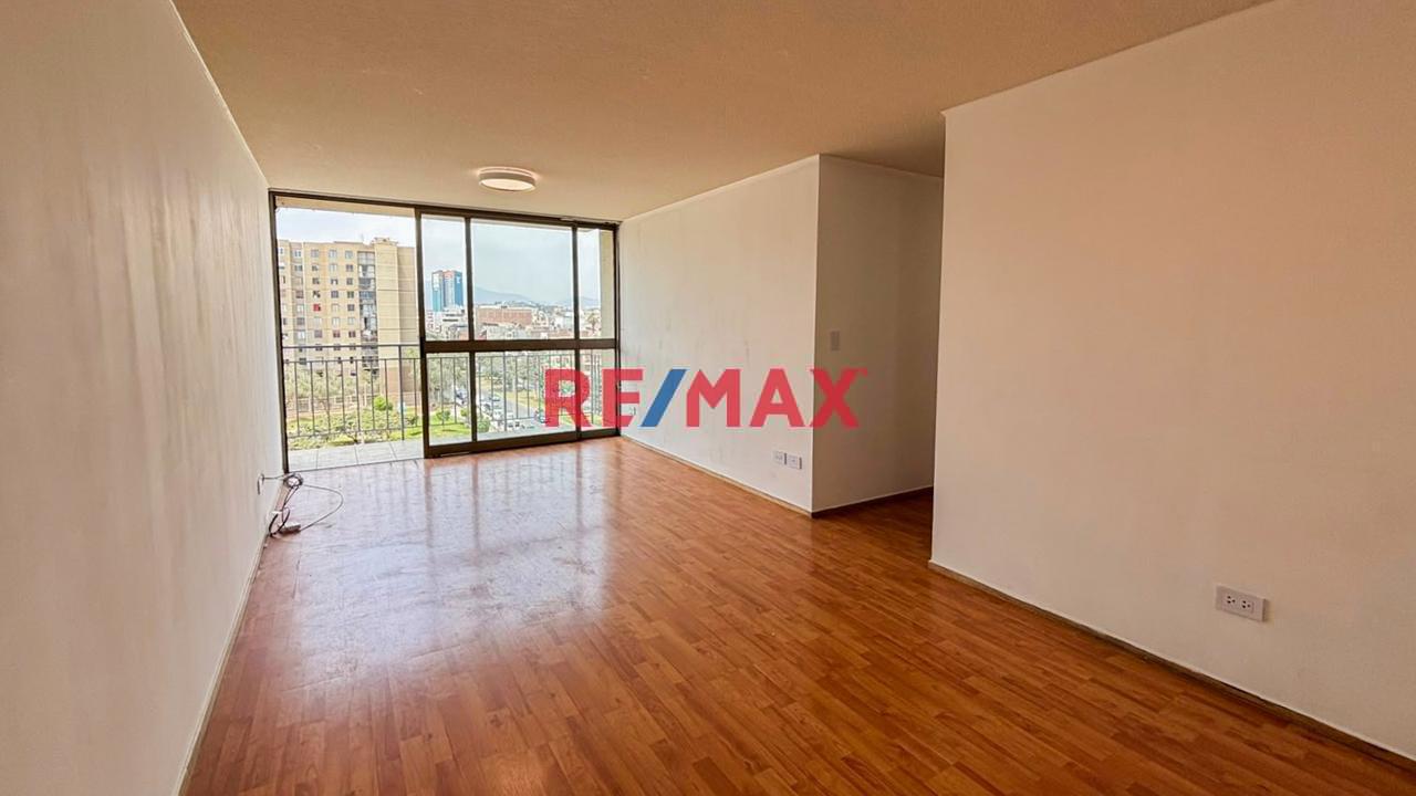 Departamento  En Alquiler De 3 Habitaciones A Minutos De La  Pucp Y Open Plaza La Marina | Condominio Parques De La Huaca - San Miguel