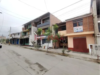 Casa Villa El Salvador At 140 M² Ac 214.97 M² 6 Habitaciones