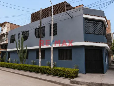 Vendo Amplia Casa En Esquina En Urb. San Diego Vipol – San Martín De Porres 📐🏡
