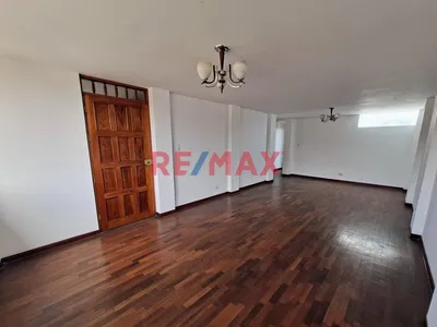Se Vende Amplio Departamento – A Pasos De La Nueva Municipalidad De Surco