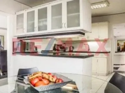 Venta de Departamento en San Isidro - Lima 4 Dormitorios 