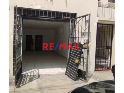 Vendo  Local Excelente Ubicacion  Frente A Parque - Surco