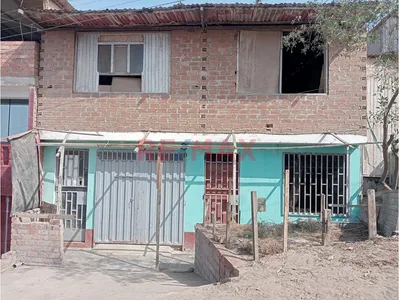 Venta De Casa Con Gran Potencialde Inversion En Pachacutec -Ventanilla Con Vista Paracial Al Mar