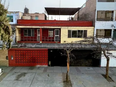 Venta de Casa en Santa Anita - Lima 0 Dormitorio 