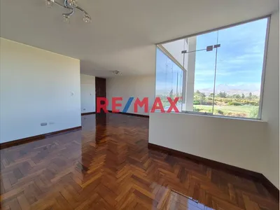 Departamento En Alquiler En Cayma Con Vista A La Campiña