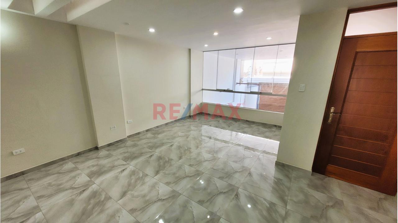 ¡En Venta Departamento Primer Nivel Elevado De Estreno En Venta – Urb. Casabella! ✨🏡