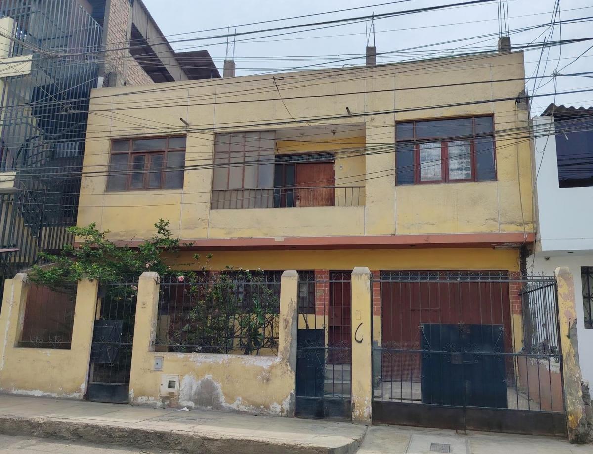 Venta de Casa en Comas - Lima 7 Dormitorios 