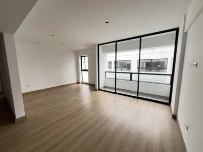 Venta de Departamento en Santiago de Surco - Lima 3 Dormitorios 