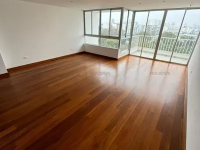 Venta de Departamento en Miraflores - Lima 3 Dormitorios