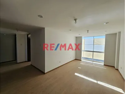 🏡 Amplio Departamento Con Cochera Para Dos Vehículos En Cerro Colorado
