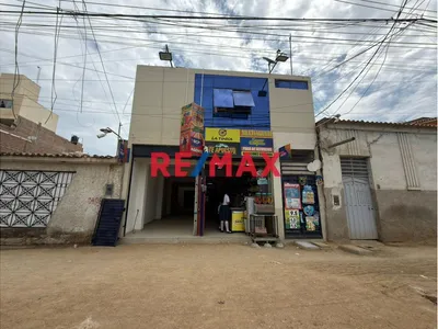 Se Alquila Local Comercial De 200 M2 En La Av. Jose Quiñones 465 Chiclayo