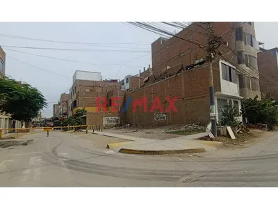 Terreno En Venta 140M2 En Esquina - Callao, Límite Con Smp