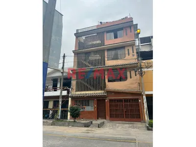 Venta De ¡Casa + Minidepartamento Independiente Frente A Parque! Urb Palao Smp