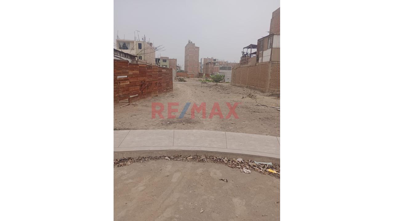 Venta De Terreno En Carabayllo - 136M2 - Urb. Santa Maria