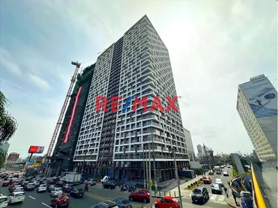 🏢 Exclusivo Departamento En Alquiler Frente A Clínica Ricardo Palma, Con Vista Externa Y Ubicación Estratégica 📍✨