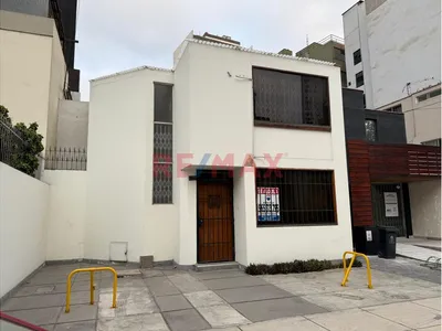 Alquiler De Oficinas En San Isidro A Pasos De Carnaval Y Moreyra Con Estacionamientos