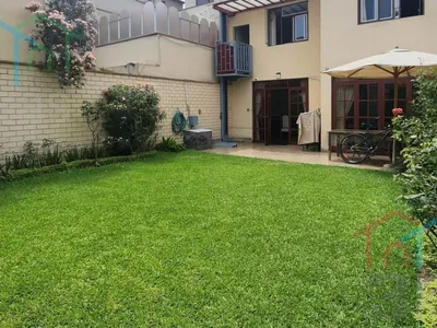 Casa en venta · Jr. Tumán Cdra 1 Surco - Alq, Santiago de Surco · 224 m², 4 dorm.