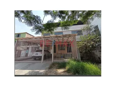 Casa En Venta Villa Maria Del Triunfo