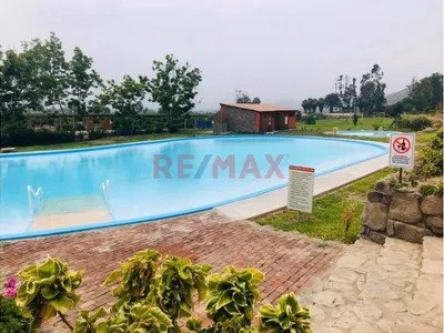 Venta de Casa en - Huaral 5 Dormitorios 