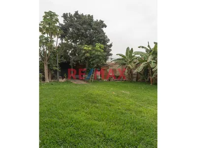 Venta De Terreno En Zona De Cedros De Villa