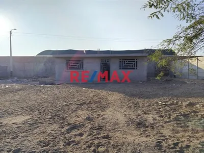 Casa En Venta Con Amplio Terreno  – Urb. Los Médanos, Subtanjalla | Ica
