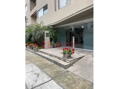 Oportunidad Unica, Venta De Departamento Flat En Miraflores