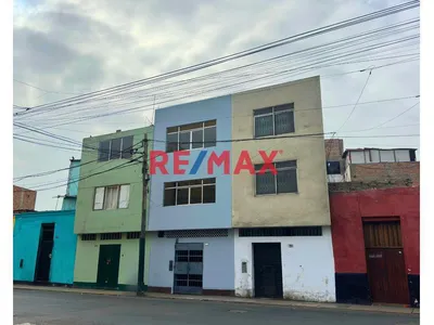 🚨💥 ¡Precio De Ocasión! - Casa De 03 Pisos (Local Comercial Mas Vivienda) - Frente A Parque - Barranco