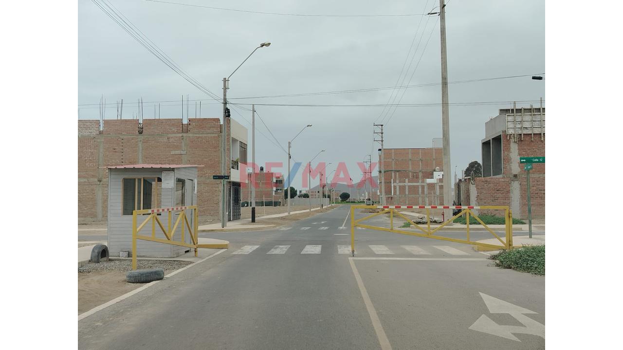 Venta De Terreno En Cond. Alameda Sur De Chilca