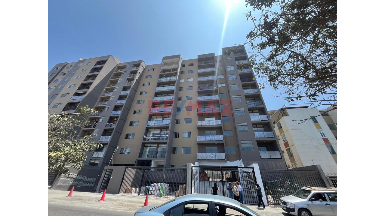 Lindo Departamento En Venta En Santiago De Surco !!
