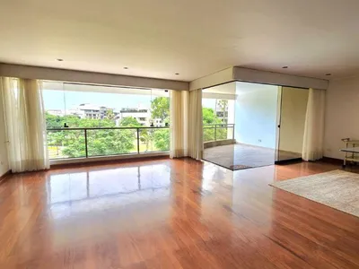 Venta de Departamento en Santiago de Surco - Lima 3 Dormitorios