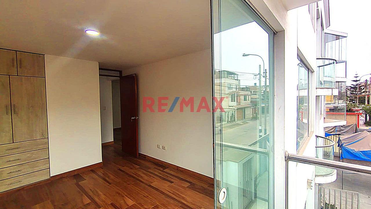 Venta Departamento En 2Do Piso Limites A San Borja Urb Cahuache 54 M2