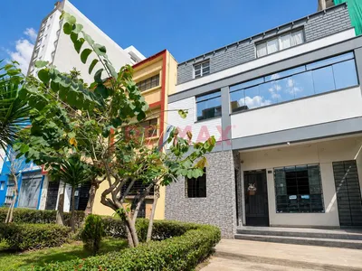 Departamento en venta · Av Horacio Urteaga 1560, Jesus Maria · 203 m², 6 dorm.