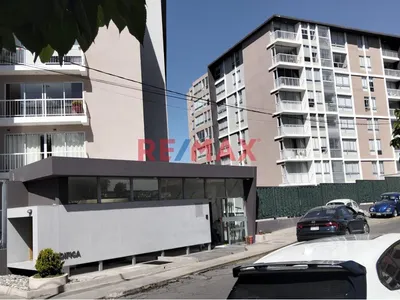 Flat 3 Er Piso ( Con Ascensor) Antigüedad 1 Año