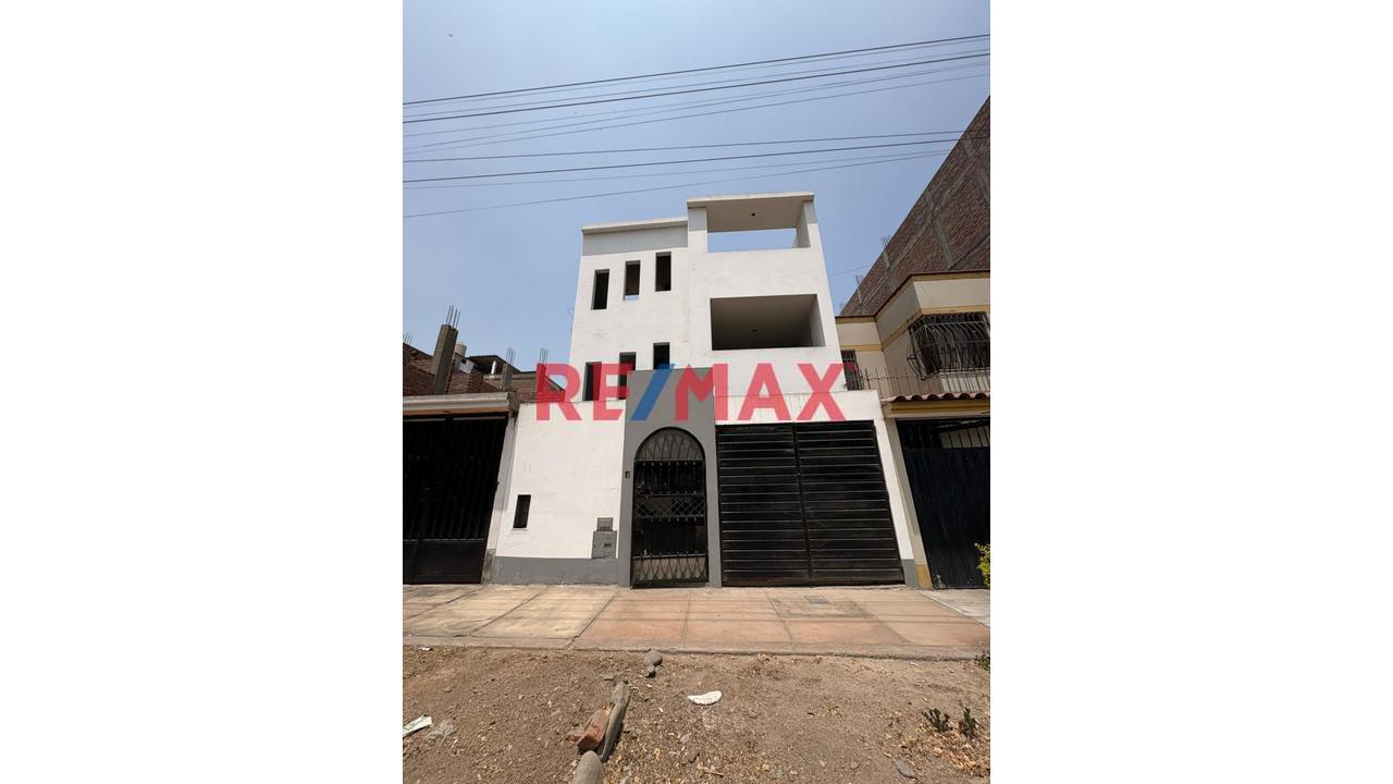 Vendo Hermosa Casa De 120M² En Ate