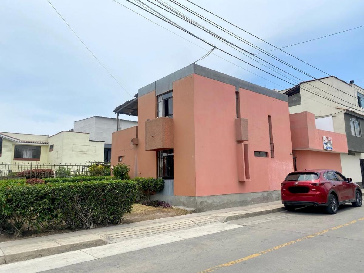 Venta de Casa en San Borja - Lima 6 Dormitorios 