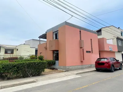 Venta de Casa en San Borja - Lima 6 Dormitorios