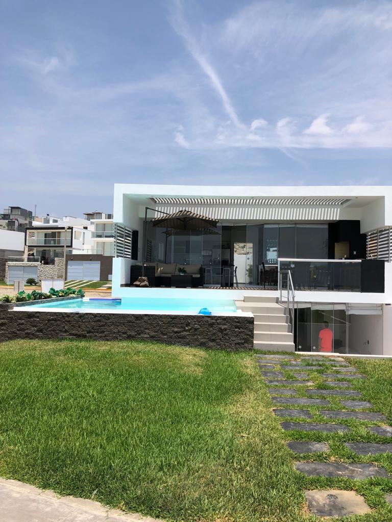 Se Vende Casa De Playa Primera Fila Las Palmeras