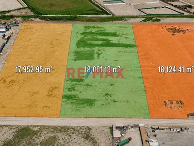 Vendo Terreno Industrial Av Los Delfines En Ventanilla 54078.54.M2
