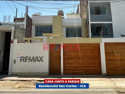 Casa Cerca A Parque - Residencial San Carlos (Ica)