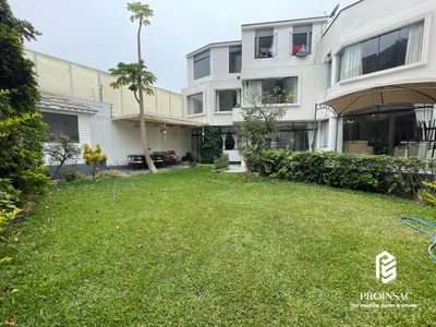 Venta de Casa en La Molina - Lima 5 Dormitorios