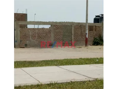 Se Vende Terreno En Zona Residencial Los Claveles En Lurin