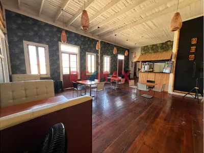 Mollendo, Exclusivo Local En 2Do Piso: Amplitud Y Elegancia En Muy Buena Zona