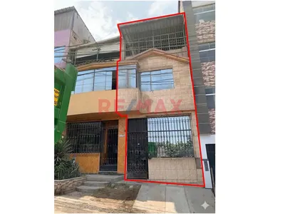 Venta De Casa En Villa María Del Triunfo
