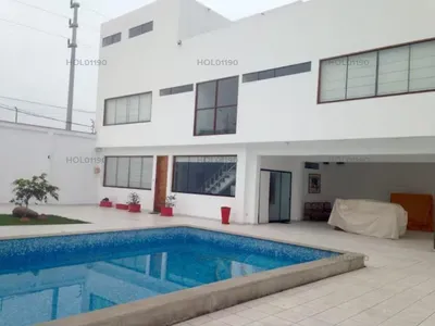 Venta de Casa en Punta Negra - Lima 5 Dormitorios 