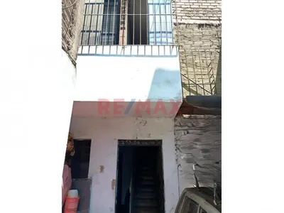 Venta de Casa en Villa María del Triunfo - Lima 3 Dormitorios
