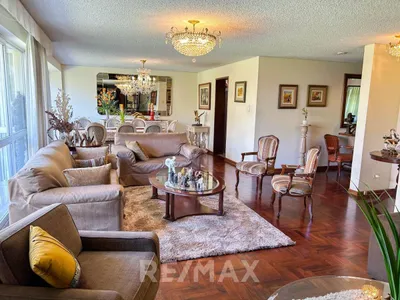 Venta de Casa en San Borja - Lima 5 Dormitorios