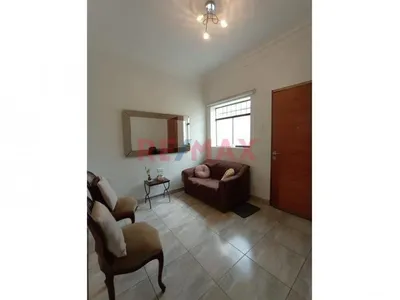 Venta de Casa en Villa María del Triunfo - Lima 5 Dormitorios 