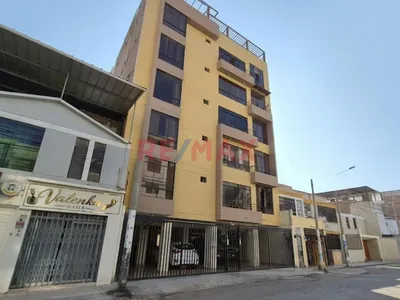 Departamento En Venta 3Er Piso Urb. Santa Victoria